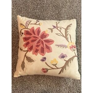 LL Bean Floral Crewel Embroidered Throw Pillow 17x17 Cream Pink Cotton